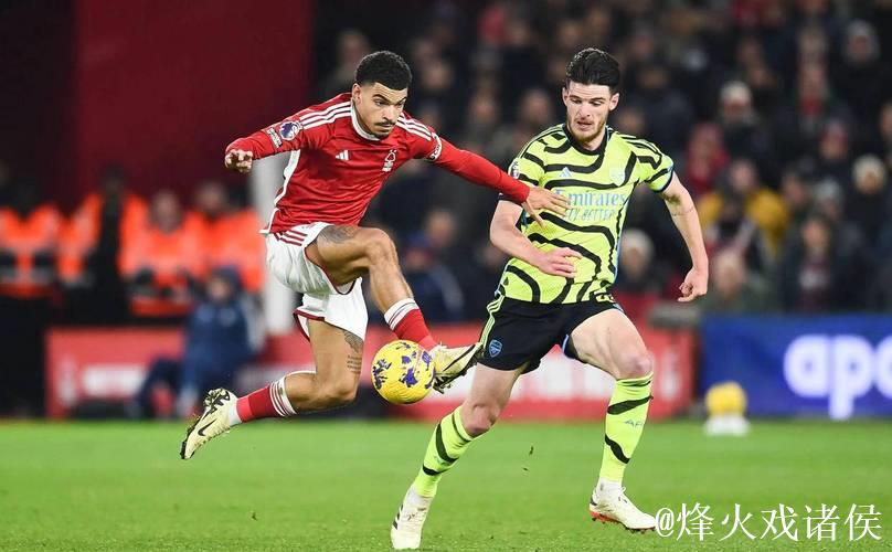 吉布斯-怀特重返森林训练 森林投诉热刺违规接触英超 吉布斯-怀特重返森林训练 森林投诉热刺违规接触英超